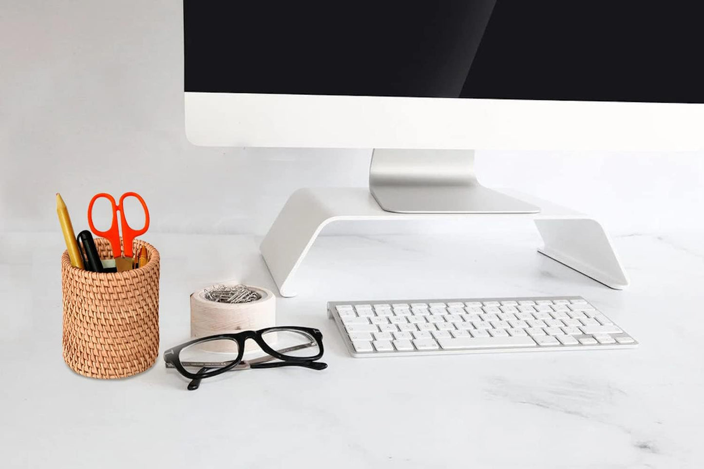 Eiyye Handmade Rattan Pencil Holder – Wicker Makeup Brush Cup for Desk & Vanity (Hand-Woven)