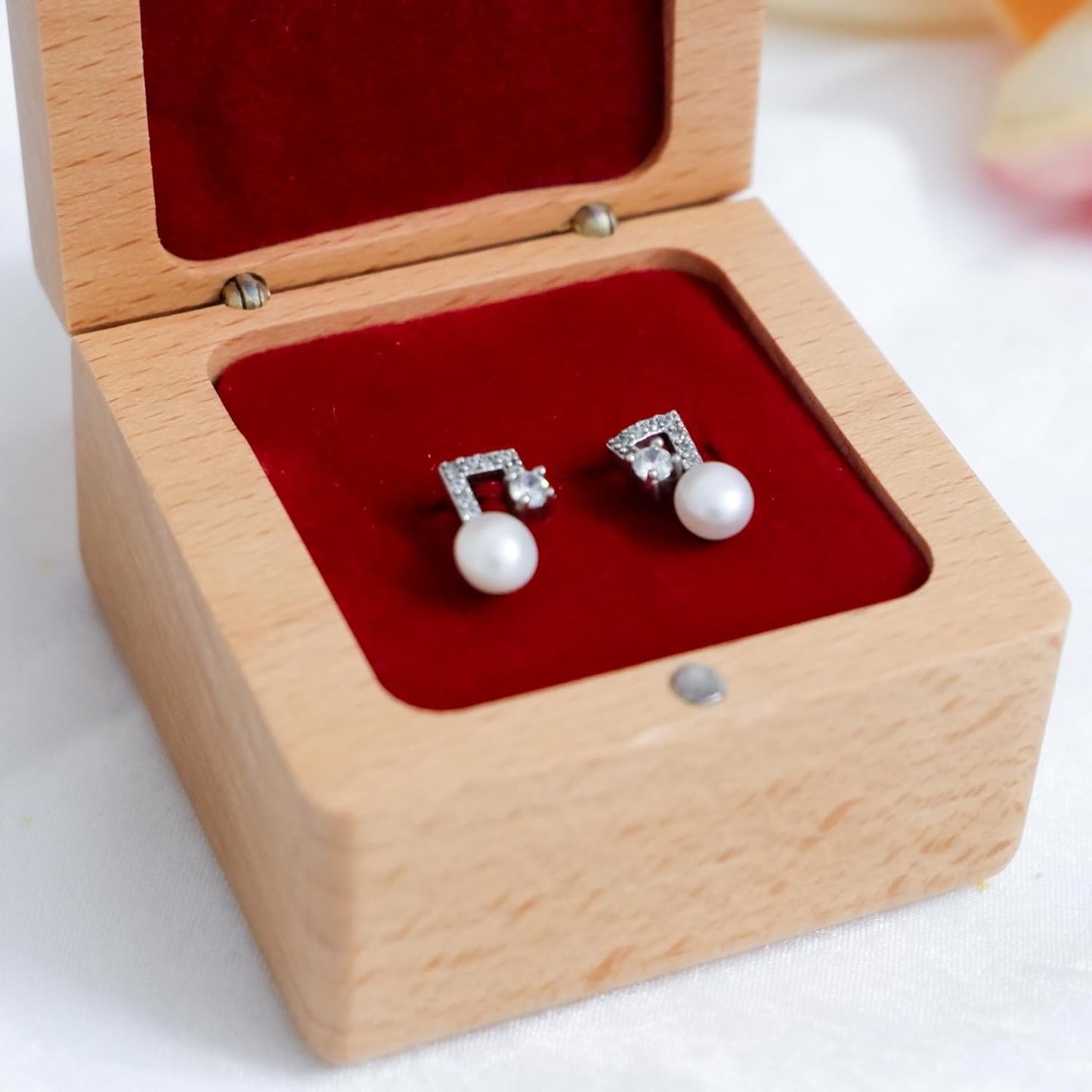 Eiyye Wooden Rings Box Wedding Ring Box Ring Holder Box with Single Slot Red Velvet Jewelry Gift Ring Box Handmade for Proposal Anniversary Engagement Wedding