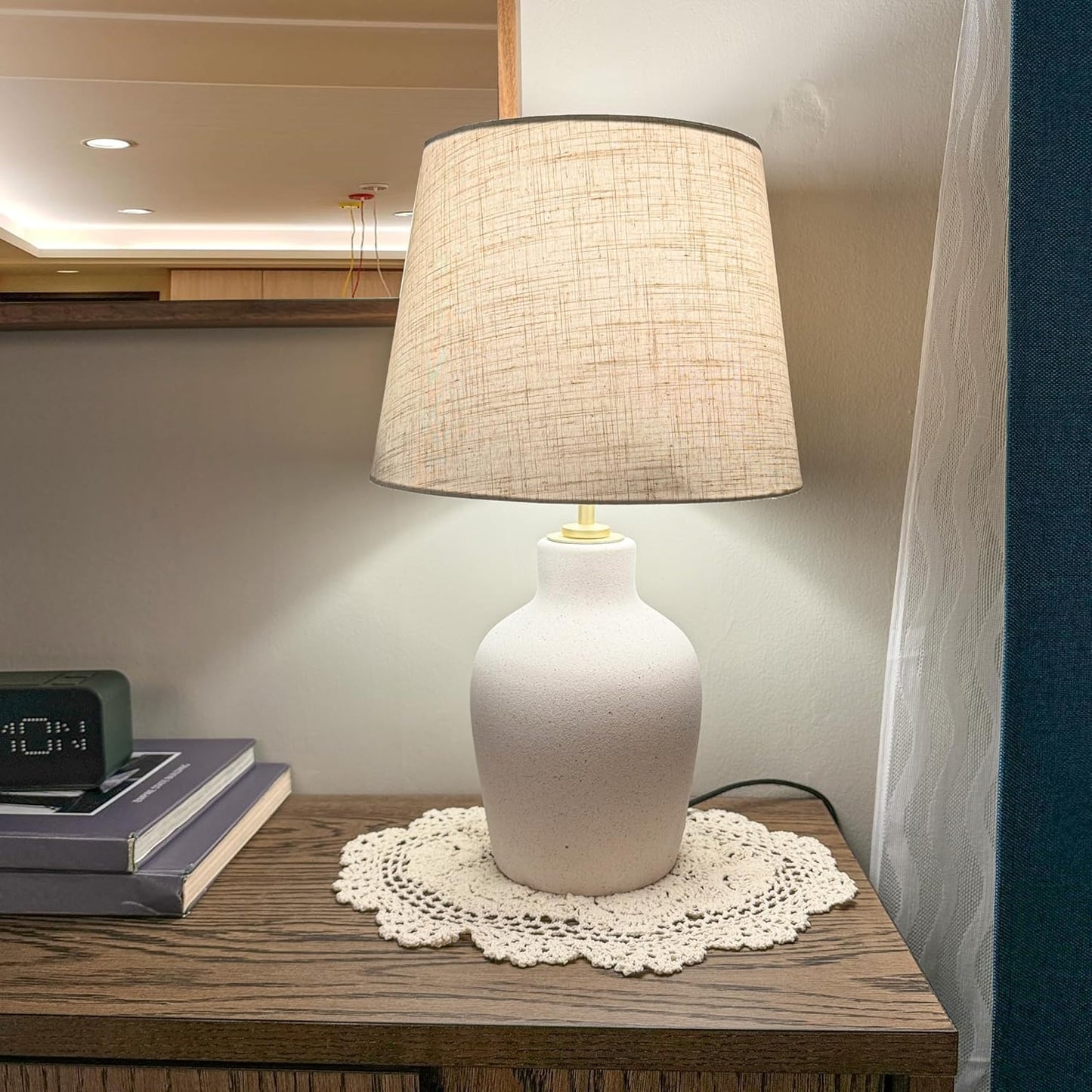 Eiyye Cotton Crochet Table Runner and Oval Placemat Set Beige Lace Doily Style, Table Cover Mat for Dining Table Dresser Farmhouse Décor