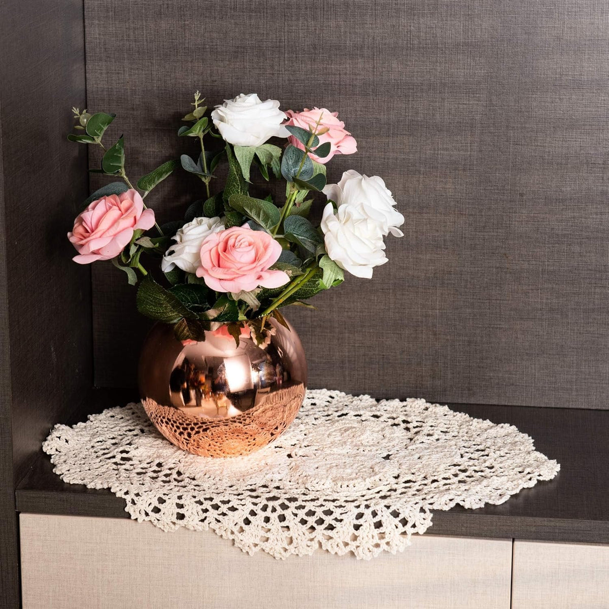 Eiyye Beige Crochet Doily Placemat Paired with a Flower Vase for a Refined Home Display