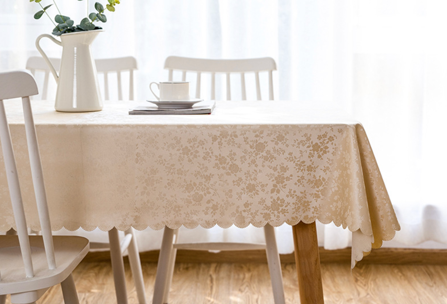 Eiyye PVC Waterproof & Heat-Resistant Tablecloth – Modern Rectangular Table Cover